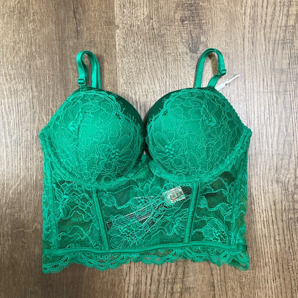 NWT Victoria’s Secret Very Sexy Push Up Long Line Lingerie Bra Size 32B